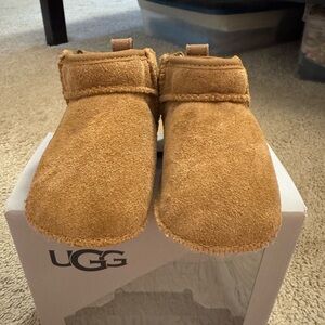 UGG Chestnut Baby Classic Ultra Mini Size 2/3 (Small)